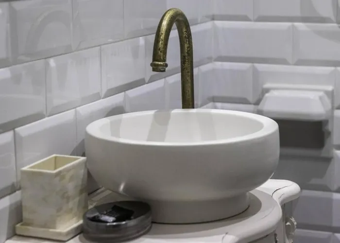 Casco Viejo, Tranvia, Metro, A Pie Daire